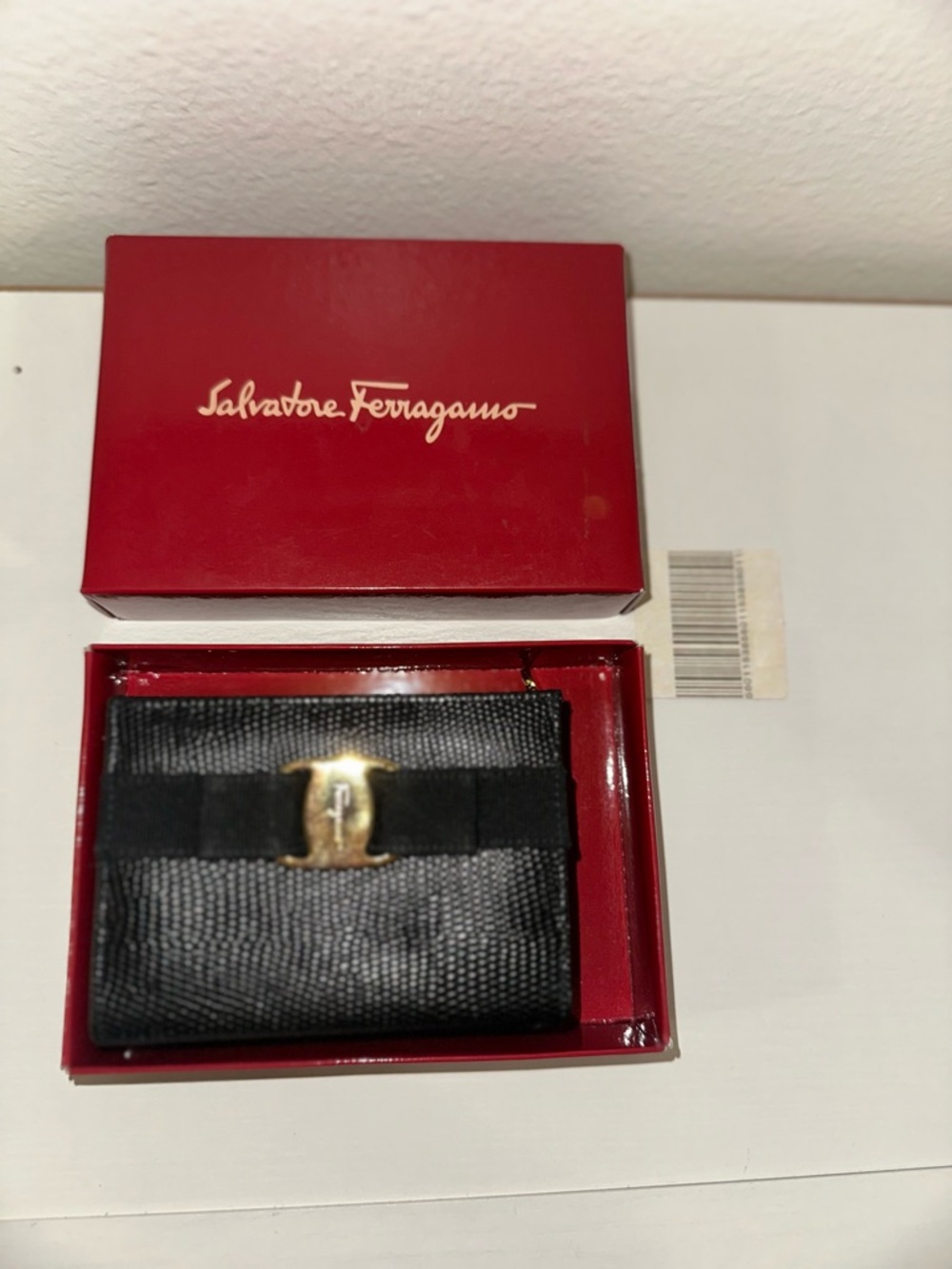 SALVATORE FERRAGAMO Black Lizard Embossed  Leather Card/Key Holder